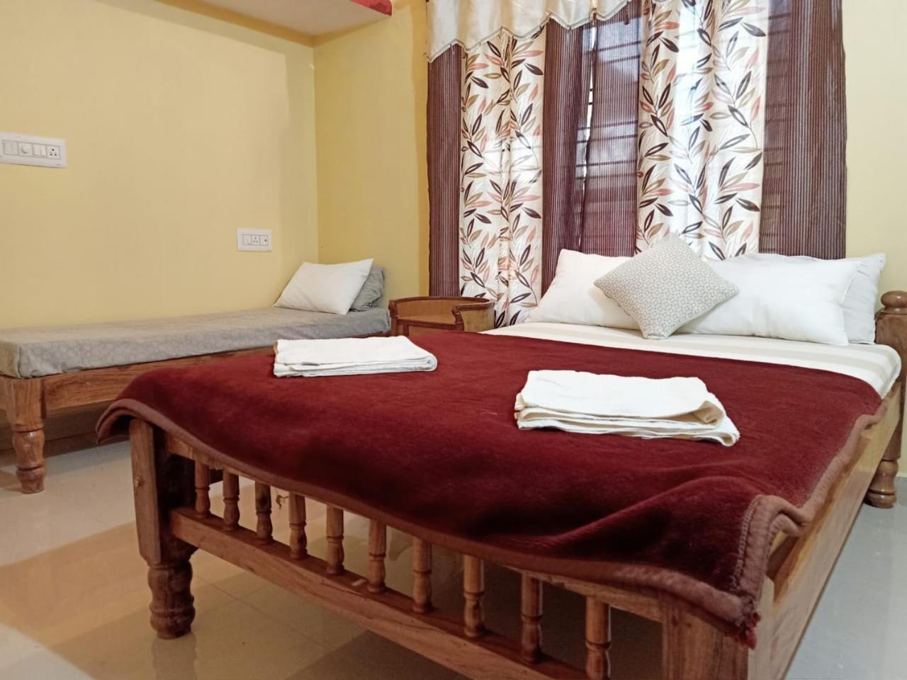 Samz Estate Stay 2Bhk Мадикери Екстериор снимка