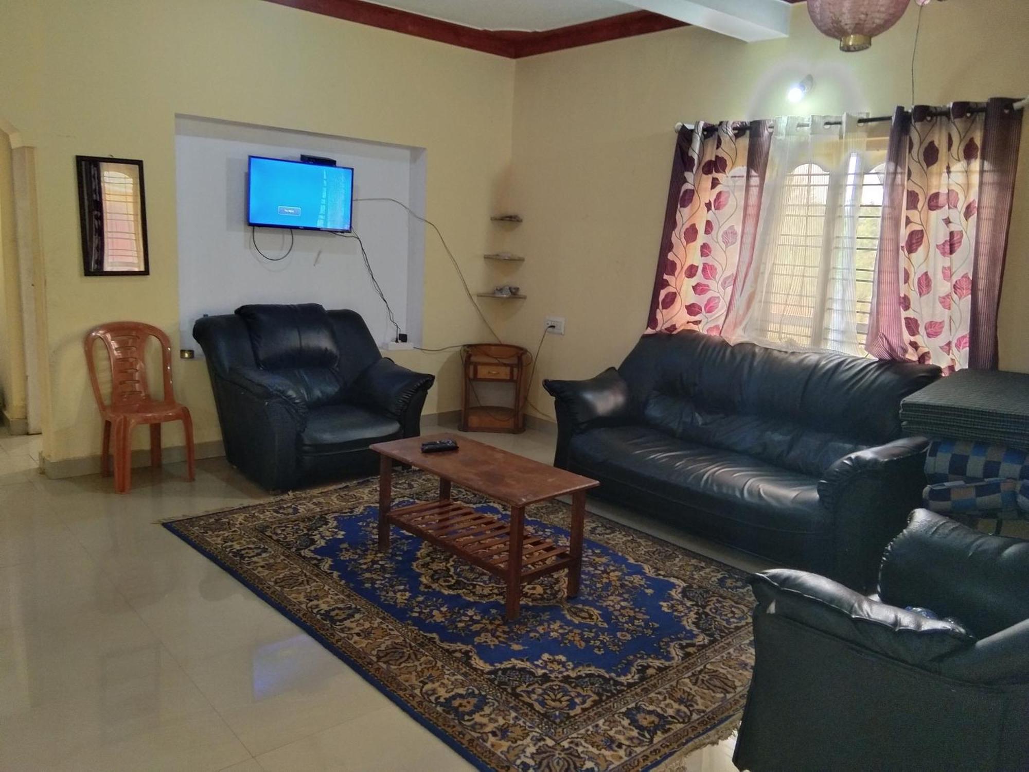 Samz Estate Stay 2Bhk Мадикери Екстериор снимка